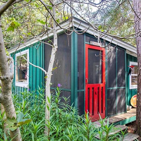 Hibiscus Coffee & Guesthouse Grayton Beach Exterior photo